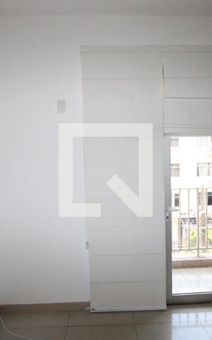 Apartamento para alugar com 78m², 3 quartos e 1 vagaSuite