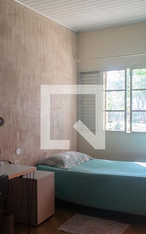 Casa à venda com 98m², 3 quartos e 1 vaga Casa à venda com 98m², 3 quartos e 1 vagaQuarto 4