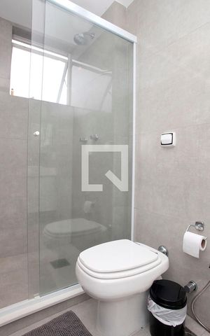 Apartamento à venda com 235m², 3 quartos e 2 vagasBanheiro Quarto 1 Suíte
