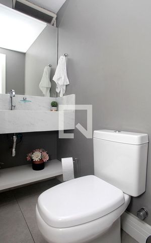 Apartamento à venda com 235m², 3 quartos e 2 vagasBanheiro 3