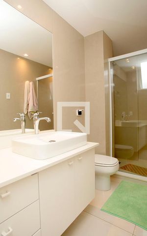 Apartamento à venda com 235m², 3 quartos e 2 vagasBanheiro 2