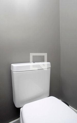 Apartamento à venda com 235m², 3 quartos e 2 vagasBanheiro 3