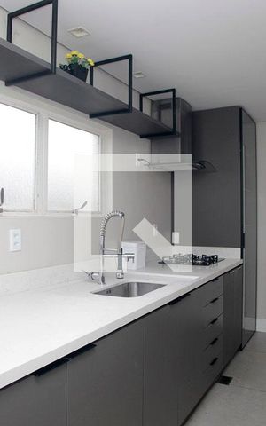 Apartamento à venda com 235m², 3 quartos e 2 vagasCozinha 2