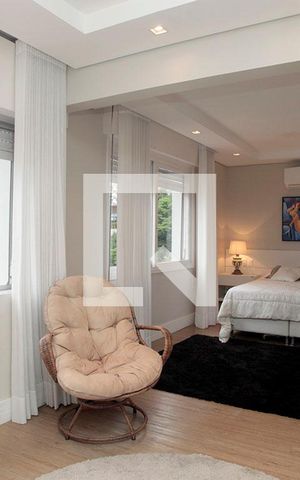 Apartamento à venda com 235m², 3 quartos e 2 vagasQuarto 1 Suíte