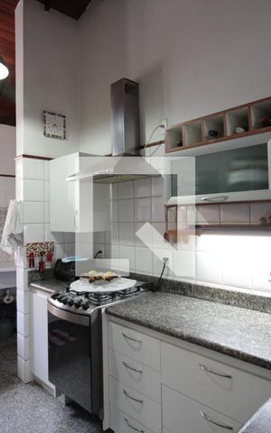 Casa à venda com 250m², 4 quartos e 2 vagasCozinha