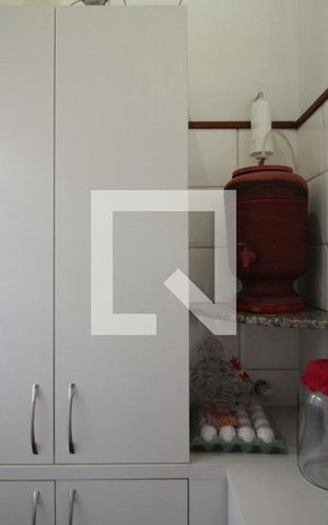 Casa à venda com 250m², 4 quartos e 2 vagasDespensa