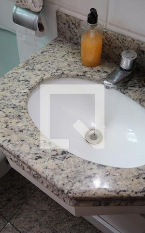 Casa à venda com 250m², 4 quartos e 2 vagasBanheiro Social