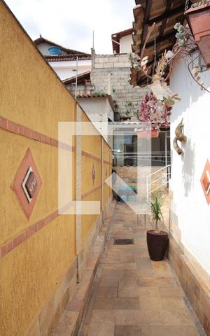 Casa à venda com 250m², 4 quartos e 2 vagasArea Externa