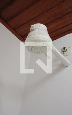 Casa à venda com 250m², 4 quartos e 2 vagasBanheiro de Hóspedes