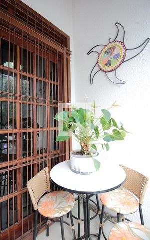 Casa à venda com 250m², 4 quartos e 2 vagasVaranda