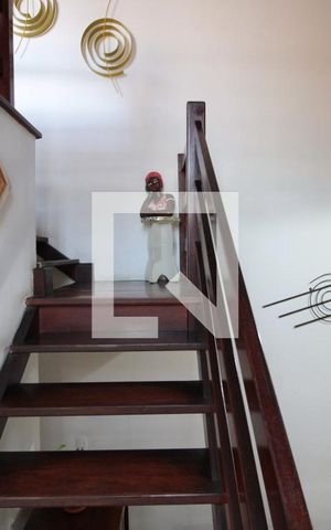 Casa à venda com 250m², 4 quartos e 2 vagasSala de TV
