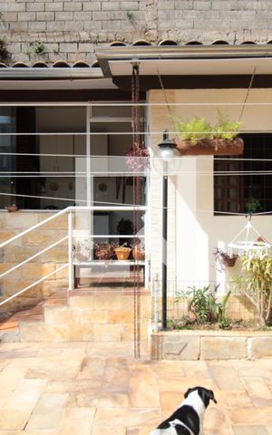 Casa à venda com 250m², 4 quartos e 2 vagasArea Externa