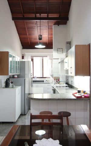 Casa à venda com 250m², 4 quartos e 2 vagasSala de Jantar