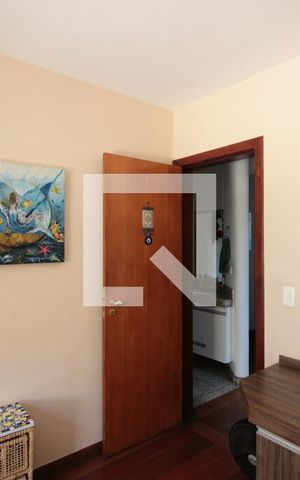 Casa à venda com 250m², 4 quartos e 2 vagasQuarto 2