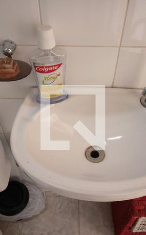 Casa à venda com 250m², 4 quartos e 2 vagasBanheiro de Hóspedes