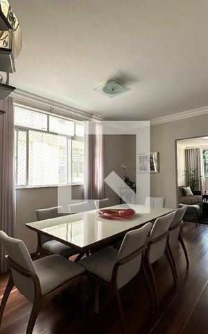 Apartamento à venda com 360m², 4 quartos e 2 vagas Apartamento à venda com 360m², 4 quartos e 2 vagasSala de Jantar