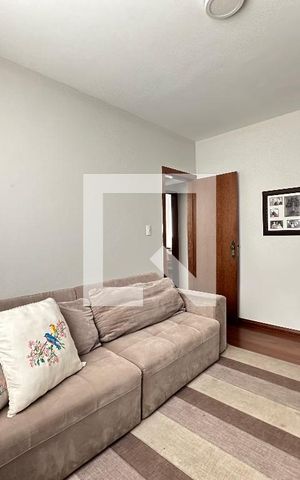 Apartamento à venda com 360m², 4 quartos e 2 vagas Apartamento à venda com 360m², 4 quartos e 2 vagasSala 2