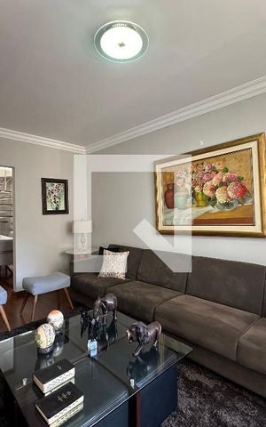 Apartamento à venda com 360m², 4 quartos e 2 vagas Apartamento à venda com 360m², 4 quartos e 2 vagasSala