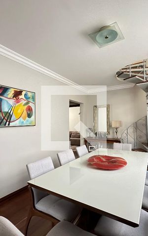 Apartamento à venda com 360m², 4 quartos e 2 vagas Apartamento à venda com 360m², 4 quartos e 2 vagasSala de Jantar