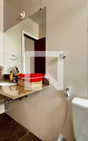 Apartamento à venda com 360m², 4 quartos e 2 vagas Apartamento à venda com 360m², 4 quartos e 2 vagasBanheiro 3