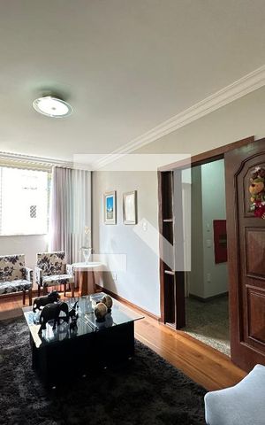 Apartamento à venda com 360m², 4 quartos e 2 vagas Apartamento à venda com 360m², 4 quartos e 2 vagasSala