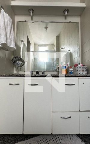 Apartamento à venda com 360m², 4 quartos e 2 vagas Apartamento à venda com 360m², 4 quartos e 2 vagasBanheiro 1
