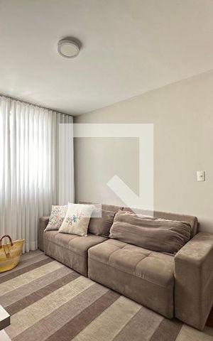 Apartamento à venda com 360m², 4 quartos e 2 vagas Apartamento à venda com 360m², 4 quartos e 2 vagasSala 2