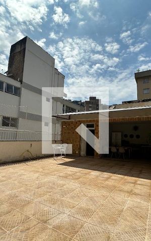 Apartamento à venda com 360m², 4 quartos e 2 vagas Apartamento à venda com 360m², 4 quartos e 2 vagasÁrea Externa