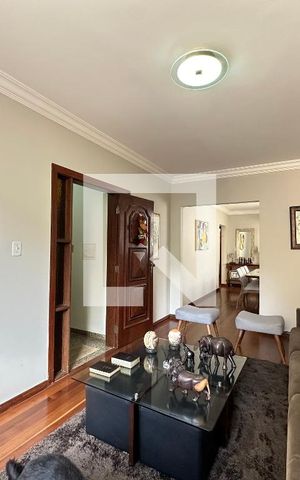 Apartamento à venda com 360m², 4 quartos e 2 vagas Apartamento à venda com 360m², 4 quartos e 2 vagasSala