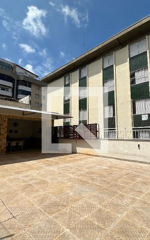 Apartamento à venda com 360m², 4 quartos e 2 vagas Apartamento à venda com 360m², 4 quartos e 2 vagasÁrea Externa