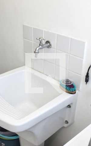Apartamento à venda com 47m², 2 quartos e 1 vagaÁrea de Serviço