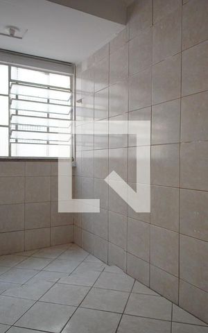 Apartamento para alugar com 60m², 2 quartos e sem vagaCozinha 
