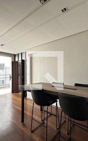 Apartamento à venda com 350m², 4 quartos e 4 vagas Apartamento à venda com 350m², 4 quartos e 4 vagasSala 2