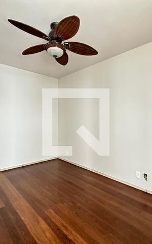Apartamento à venda com 350m², 4 quartos e 4 vagas Apartamento à venda com 350m², 4 quartos e 4 vagasQuarto 2