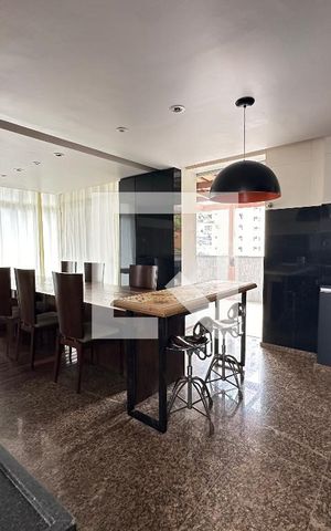 Apartamento à venda com 350m², 4 quartos e 4 vagas Apartamento à venda com 350m², 4 quartos e 4 vagasCozinha