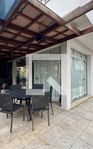 Apartamento à venda com 350m², 4 quartos e 4 vagas Apartamento à venda com 350m², 4 quartos e 4 vagasÁrea comum