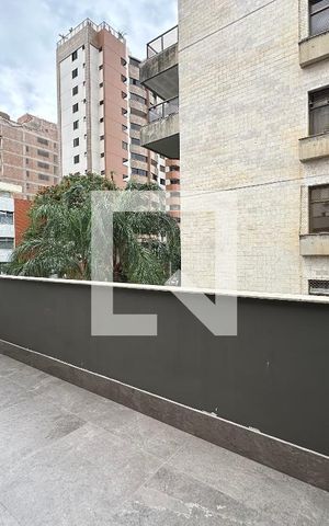 Apartamento à venda com 350m², 4 quartos e 4 vagas Apartamento à venda com 350m², 4 quartos e 4 vagasÁrea comum
