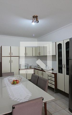 Casa à venda com 261m², 4 quartos e 2 vagasCopa Cozinha  Casa 2 