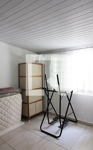Casa à venda com 261m², 4 quartos e 2 vagasQuarto de Serviço
