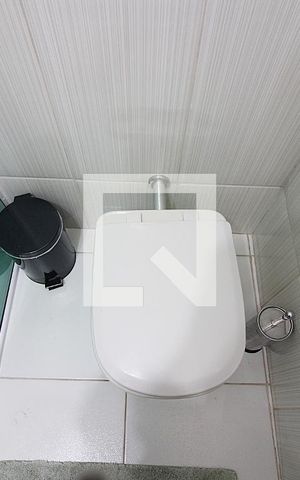 Casa à venda com 261m², 4 quartos e 2 vagasBanheiro Social Casa 2 