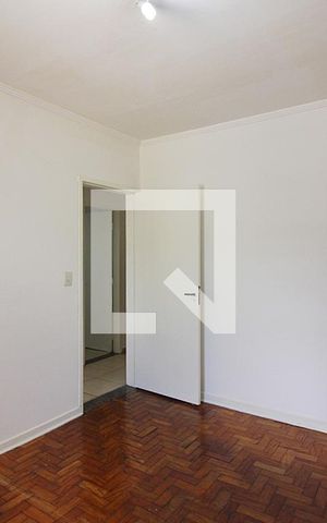 Casa à venda com 261m², 4 quartos e 2 vagasQuarto 2