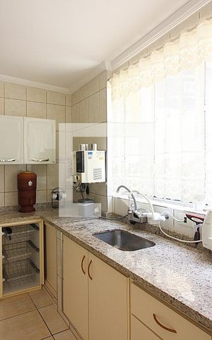Casa à venda com 261m², 4 quartos e 2 vagasCopa Cozinha  Casa 2 