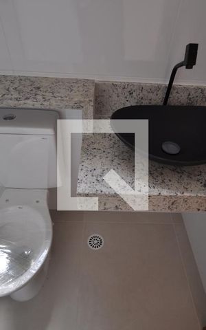 Casa à venda com 110m², 3 quartos e 3 vagasBanheiro da Suíte 3