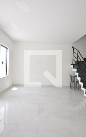 Casa à venda com 110m², 3 quartos e 3 vagasSala