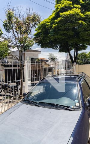 Casa à venda com 252m², 3 quartos e 3 vagas Casa à venda com 252m², 3 quartos e 3 vagasGaragem