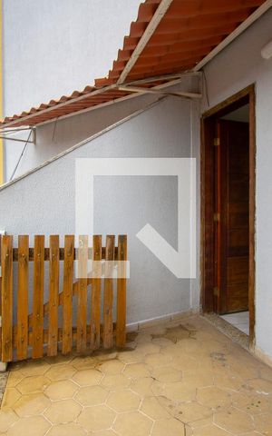 Apartamento para alugar com 60m², 2 quartos e sem vaga Apartamento para alugar com 60m², 2 quartos e sem vagaVaranda