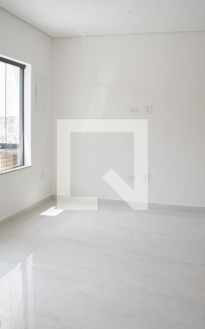 Casa à venda com 110m², 3 quartos e 2 vagasSala