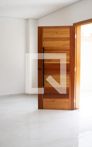 Casa à venda com 110m², 3 quartos e 2 vagasSala