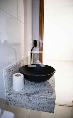 Casa à venda com 110m², 3 quartos e 2 vagasLavabo