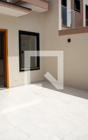 Casa à venda com 110m², 3 quartos e 2 vagasGaragem